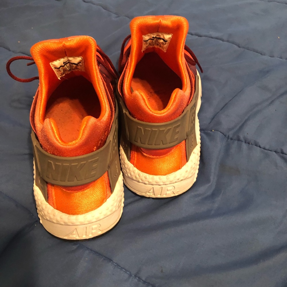 Worn once Nikes Huaraches